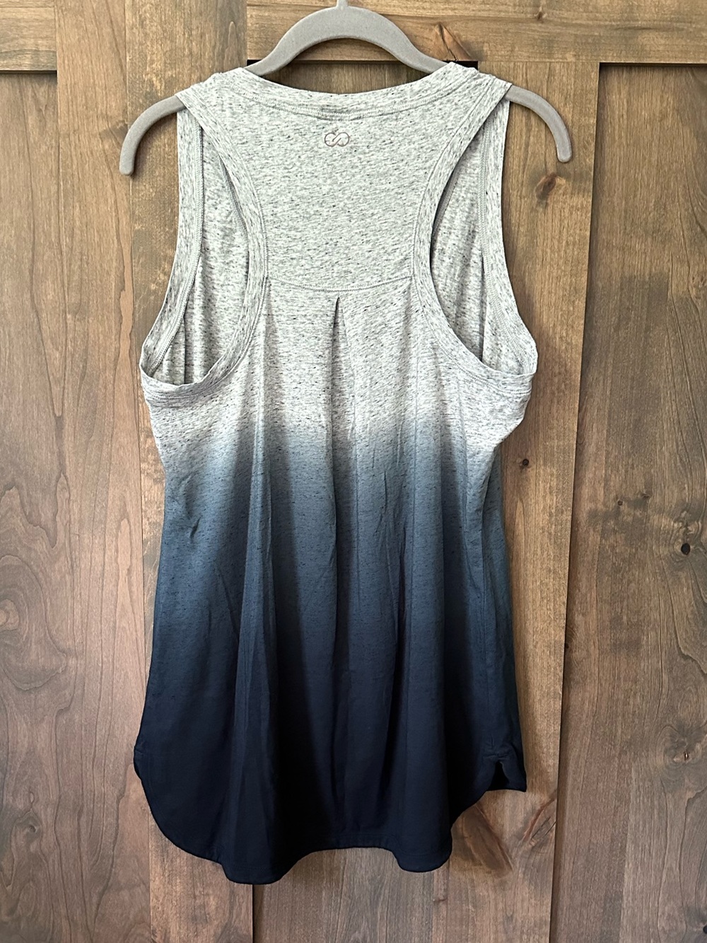 NWOT CALIA by Carrie Underwood Ombré Tank Top - Picture 2 of 7